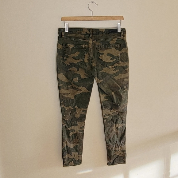 Blank NYC | The Reade Crop Camo Skinny Jeans Size 27 - Picture 6 of 9